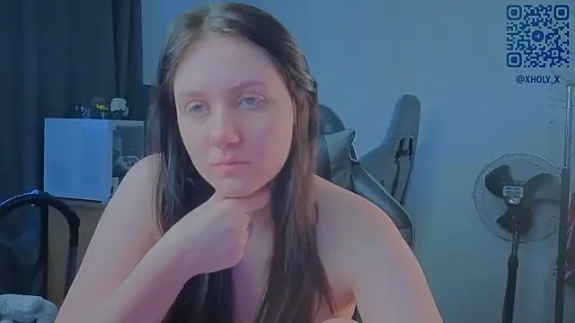 Snapshot of Holy_Kveta chatting on July 2, 2:22 am Holy Kveta online show from July 2, 2:22 am