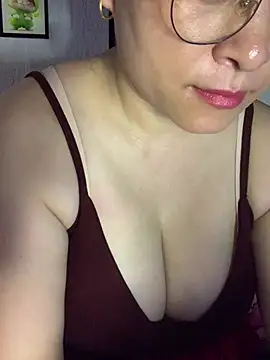 Star-sweet01 online show from June 2, 5:42 am