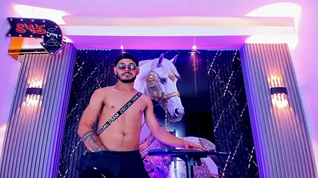 the knights of the night online show from March 31, 3:56 pm