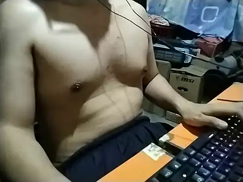 martleandros online show from February 9, 5:11 am