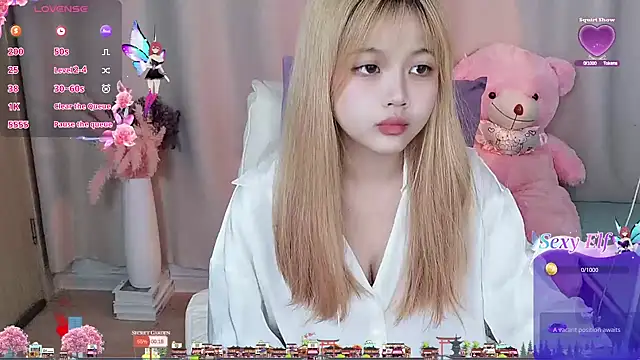 Snapshot of -Anya-666- chatting on February 26, 7:02 pm -Anya-666- online show from February 26, 7:02 pm