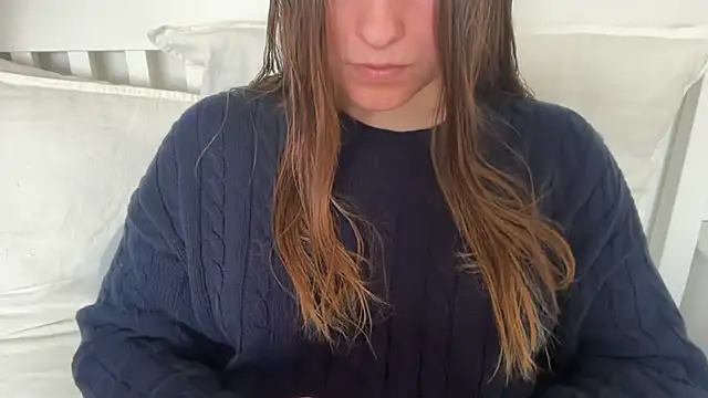 Lucyschickt online show from March 11, 8:53 am