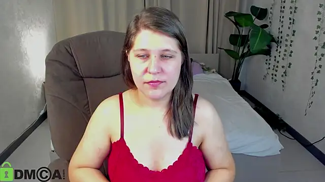 helenahoff online show from March 16, 4:07 am