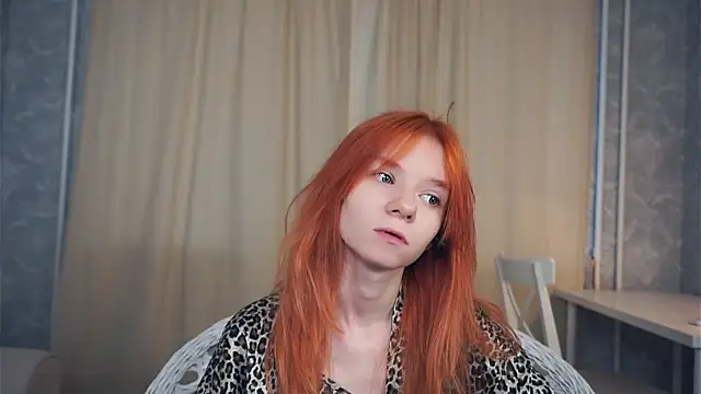 Snapshot of TarynPalek chatting on February 12, 6:30 am TarynPalek online show from February 12, 6:30 am