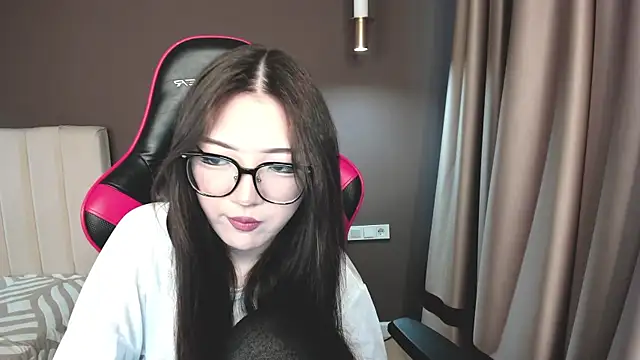 Snapshot of say7maya chatting on February 6, 5:56 am say7maya online show from February 6, 5:56 am