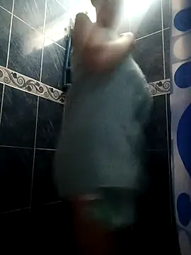 maddie-sar online show from April 6, 9:05 pm