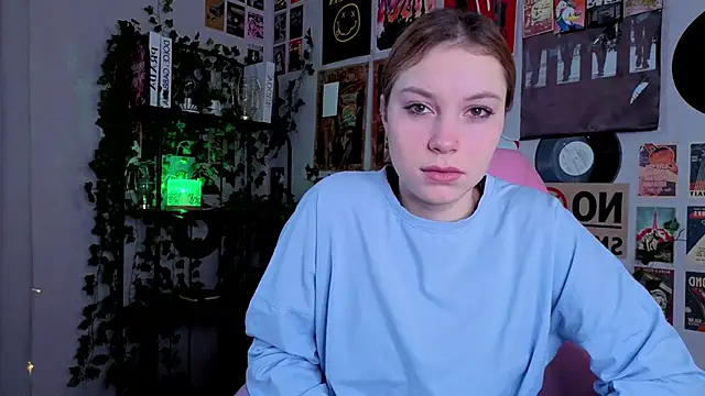 Snapshot of JadwigaTagliavia chatting on February 1, 9:41 am JadwigaTagliavia online show from February 1, 9:41 am