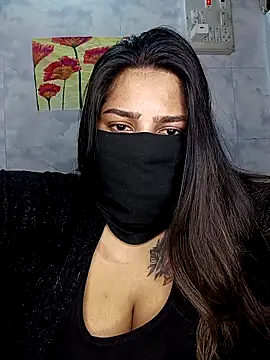 Snapshot of Cute_G chatting on May 4, 7:32 pm Cute G online show from May 4, 7:32 pm