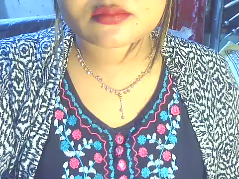 Nusrat Faria online show from April 12, 5:18 pm