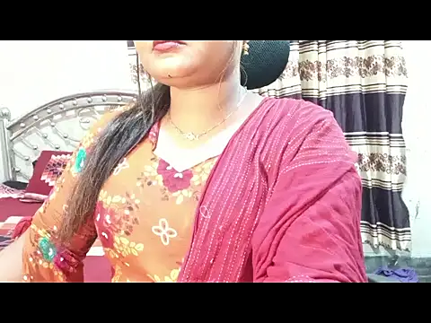 Snapshot of Nusrat_Faria chatting on June 24, 9:58 pm Nusrat Faria online show from June 24, 9:58 pm