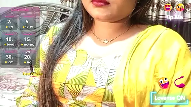 Snapshot of Nusrat_Faria chatting on July 13, 10:12 pm Nusrat Faria online show from July 13, 10:12 pm