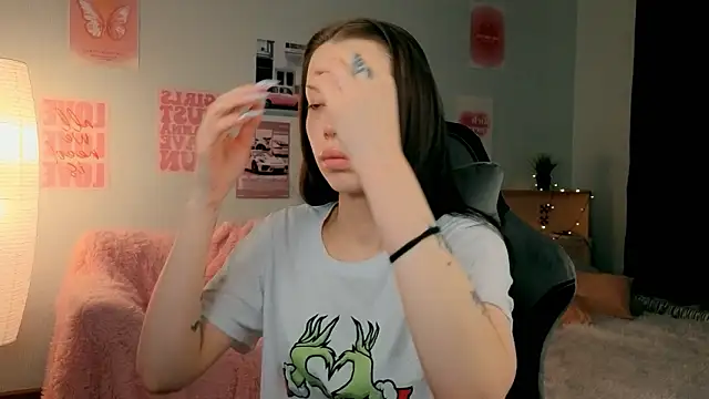 Snapshot of Vexnexe chatting on March 2, 7:54 pm Vexnexe online show from March 2, 7:54 pm