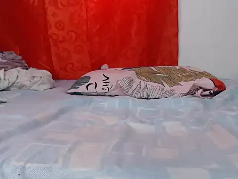 Snapshot of Emily_dirty26 chatting on February 26, 8:30 pm Emily dirty26 online show from February 26, 8:30 pm