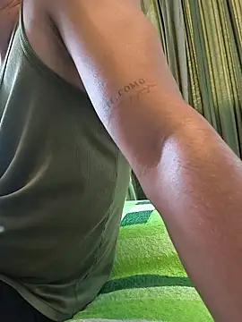 Snapshot of logan-31 chatting on February 15, 10:06 pm logan-31 online show from February 15, 10:06 pm