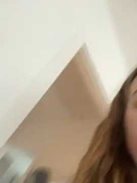 romyxxs online show from February 10, 9:02 am