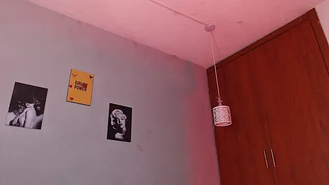 arianna rossi11 online show from March 18, 12:41 pm