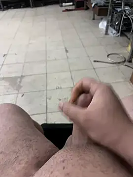 Snapshot of Can3438q chatting on February 25, 9:46 pm Can3438q online show from February 25, 9:46 pm