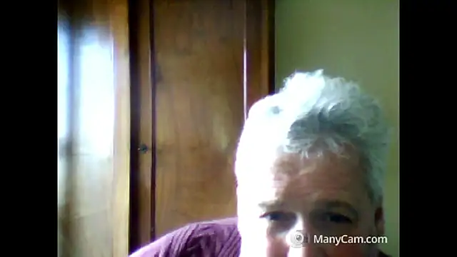 swichcassanesi online show from March 27, 1:33 pm