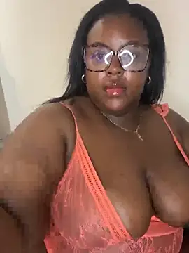 BouncyBBW online show from June 6, 10:36 pm