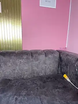 Snapshot of SoftDoll- chatting on February 20, 2:17 pm SoftDoll- online show from February 20, 2:17 pm