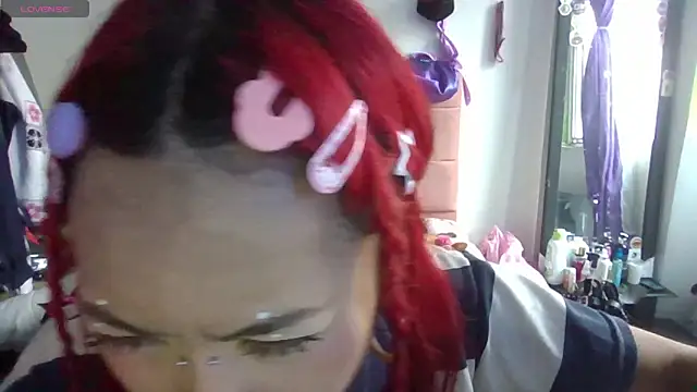 suky pou online show from March 17, 8:56 pm