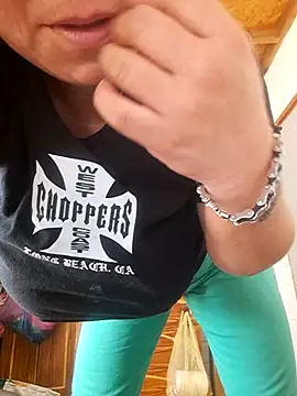 tuhardsexy online show from April 27, 2:59 pm