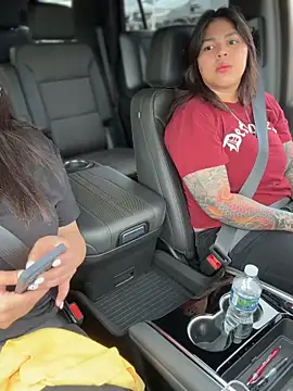 Snapshot of KittyTatts chatting on February 14, 9:11 pm KittyTatts online show from February 14, 9:11 pm