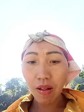 Snapshot of hot-luna- chatting on February 6, 7:45 am hot-luna- online show from February 6, 7:45 am