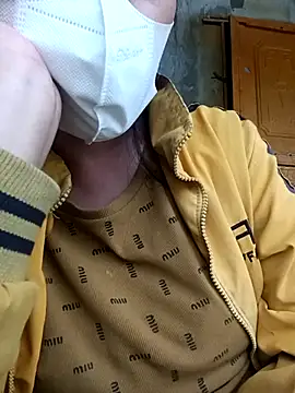 hot-luna- online show from April 4, 10:02 am