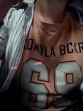 hot-luna- online show from April 16, 11:29 pm