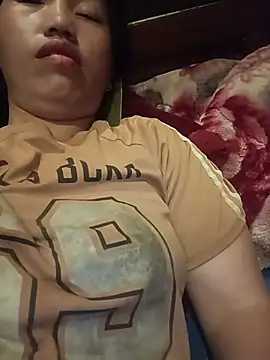 hot-luna- online show from May 20, 9:54 pm