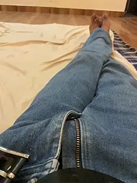 Indian-gentleman teen online show from April 15, 8:09 pm