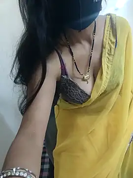 Snapshot of simran_sharma01 chatting on February 1, 7:40 am simran sharma01 online show from February 1, 7:40 am