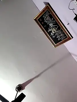 Snapshot of simran_sharma01 chatting on February 10, 11:53 pm simran sharma01 online show from February 10, 11:53 pm