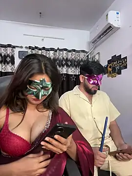 Snapshot of pooja_sexy79 chatting on April 25, 5:54 pm pooja sexy79 online show from April 25, 5:54 pm