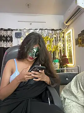 Snapshot of pooja_sexy79 chatting on July 5, 5:53 pm pooja sexy79 online show from July 5, 5:53 pm