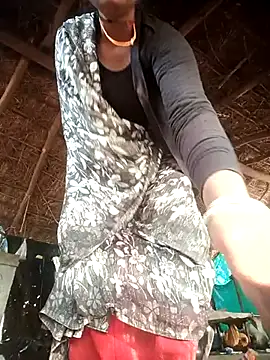 Hotty raghni online show from February 28, 2:34 am