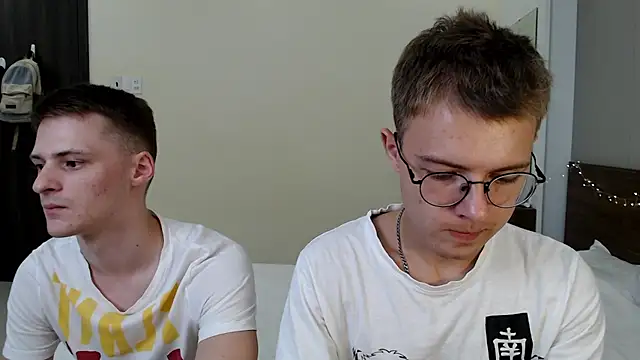 NikiKerryCum online show from April 10, 1:16 pm