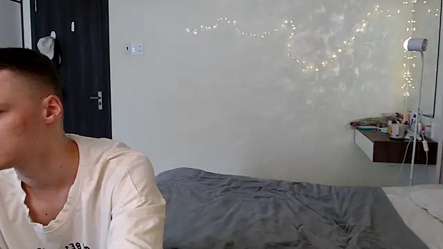 NikiKerryCum online show from June 12, 3:49 am