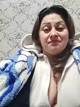 Snapshot of Soli9999 chatting on February 4, 6:58 pm Soli9999 online show from February 4, 6:58 pm