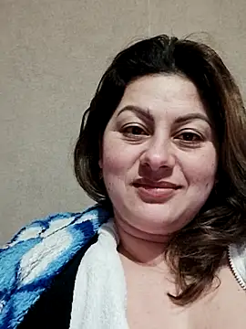 Snapshot of Soli9999 chatting on February 10, 3:54 am Soli9999 online show from February 10, 3:54 am