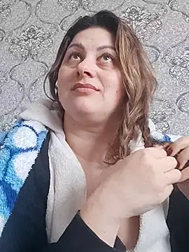 Snapshot of Soli9999 chatting on February 28, 9:43 am Soli9999 online show from February 28, 9:43 am