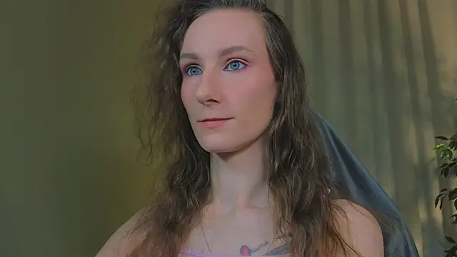 AriaLiko online show from April 4, 8:28 pm