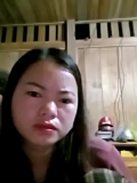 Snapshot of emlylyxinh chatting on March 1, 5:37 pm emlylyxinh online show from March 1, 5:37 pm