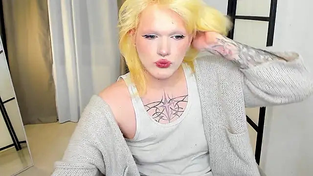 Snapshot of Lollita_Morgan chatting on February 1, 9:02 pm Lollita Morgan online show from February 1, 9:02 pm