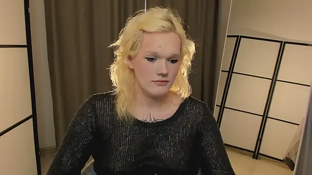 Lollita Morgan online show from April 3, 6:00 am