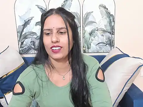 sara conorr online show from February 5, 5:34 am