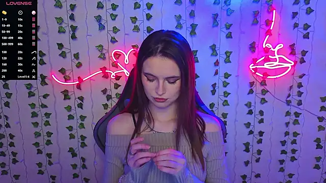 Snapshot of AliceIMonta chatting on March 2, 2:24 pm AliceIMonta online show from March 2, 2:24 pm