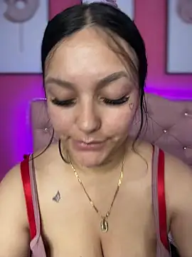 Snapshot of Miia__Taylor chatting on February 27, 2:22 am Miia Taylor online show from February 27, 2:22 am