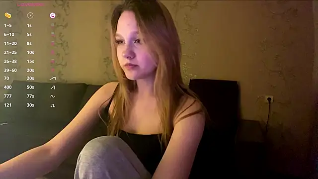 axin burnell online show from August 3, 6:55 pm